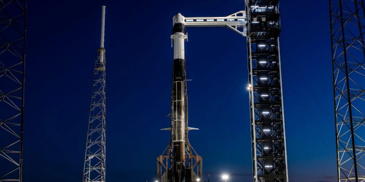 La Nasa y SpaceX lanzaron la nave de carga Dragon a la ISS. Fuente: SpaceX