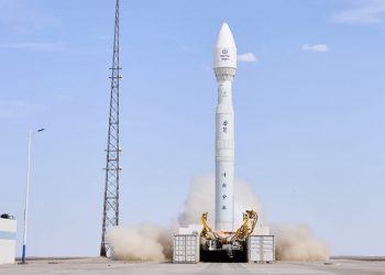 México coloca en órbita sus primeros satélites ThumbSat: Fuente: THUMBSAT