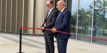 Dassault Aviation inaugura su nueva planta de producción cerca de París. Fuente: Dassault Aviation