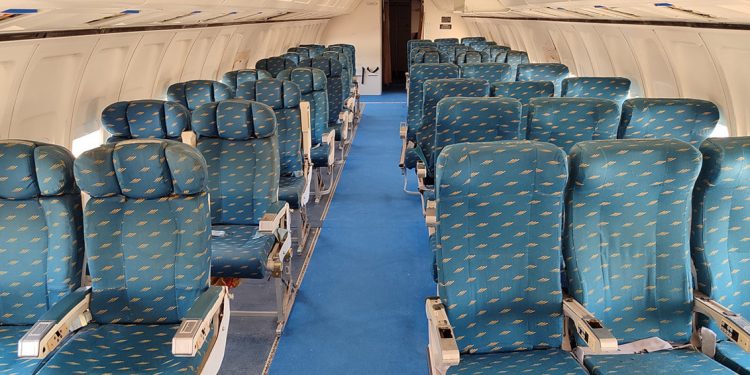 El Boeing 707 T.17-3 de Aviation Group recupera su interior original para la formación aeronáutica. Fuente: Aviation Group