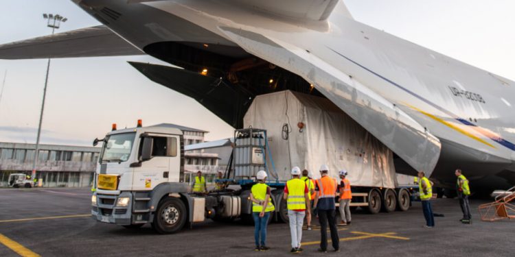 El satélite Sentinel-1D llegó a la Guayana Francesa para su próximo lanzamiento. Fuente: ESA