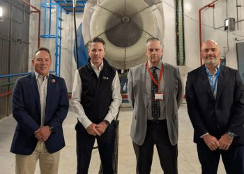 ITP Aero y Honeywell inauguran en Madrid el primer centro europeo de servicio para motores F124. Fuente: ITP Aero