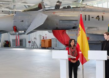 Visita al Destacamento VILKAS, en la Base Aérea de Siauliai (Lituania). Fuente: Iñaki Gómez/MDE
