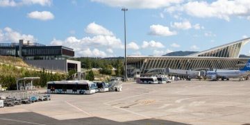 Aeropuerto de Bilbao. Fuente: Ministerio de Transportes