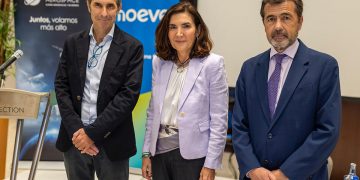 Álvaro Macarro, Rocío Blanco y Juan Román. Fuente: Moeve