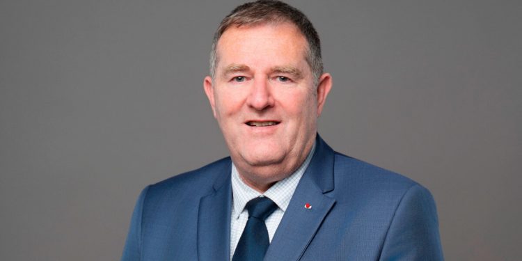 Aura Aero nombra director de Defensa al general retirado Stéphane Mille. Fuente: Aura Aero