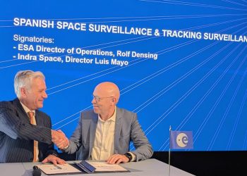 Luis Mayo (izquierda) y Rolf Densing. Fuente: Indra