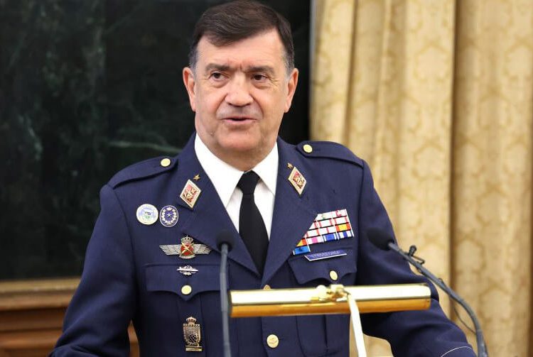 SMS refuerza la presidencia del teniente general Ignacio Bengoechea. Fuente: SMS