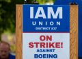 Trabajadores de Boeing rechazaron la última oferta empresarial para cesar la huelga. Fuente: IAM