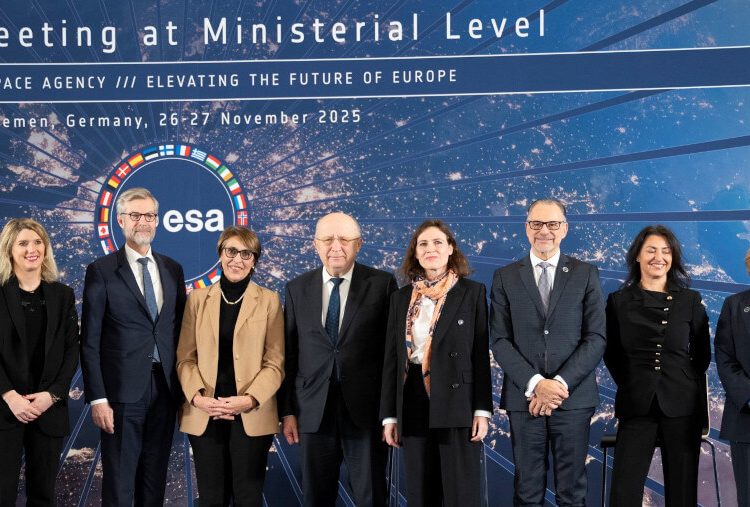 El Banco Europeo de Inversiones anuncia la facilidad de préstamos espaciales en el Consejo Ministerial de la ESA. Fuente. ESA