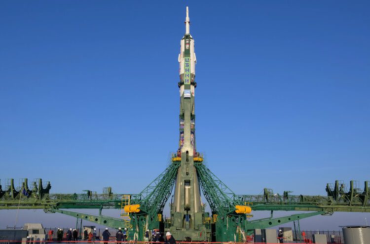 El cohete Soyuz se eleva verticalmente el lunes 24 de noviembre de 2025. Fuente: Nasa