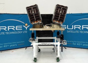 Los satélites HydroGNSS, primera misión Scout de la ESA, completan su preparación para el lanzamiento. Fuente: ESA