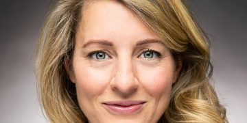 Mélanie Joly, ministra de Industria y responsable del Desarrollo Económico de Canadá. Fuente: Gobierno de Canadá