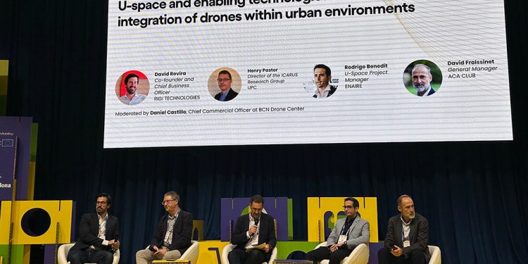 Rodrigo Benedit, de ENAIRE, participando en el foro de U-space en Barcelona. Fuente: ENAIRE