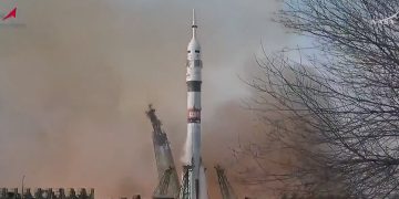 Roscosmos lanzó la nave Soyuz MS-28 hacia la ISS con tres astronautas a bordo. Fuente: Nasa