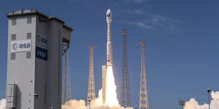 Arianespace lanzó la misión VV28 con el satélite coreano KOMPSAT-7. Fuente: Arianespace