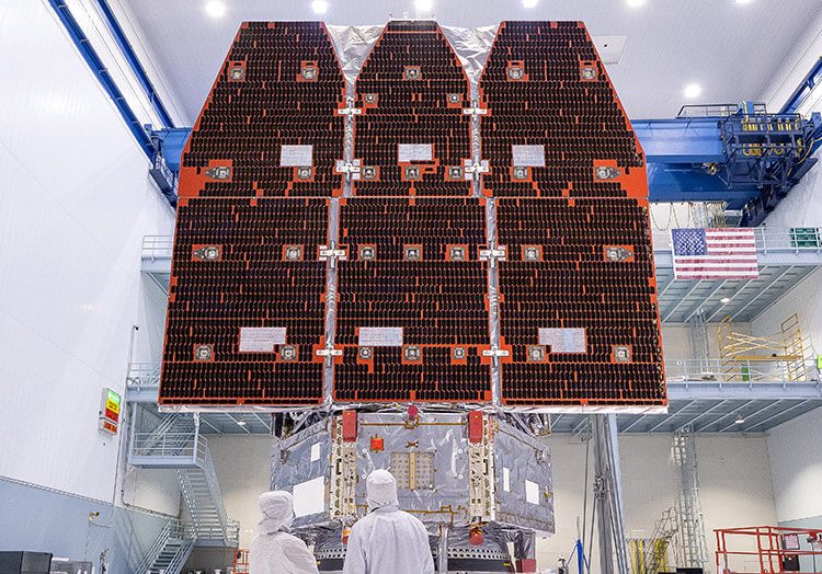 El Telescopio Espacial Nancy Grace Roman de la NASA ya está completamente ensamblado. Fuente: Nasa/Jolearra Tshiteya