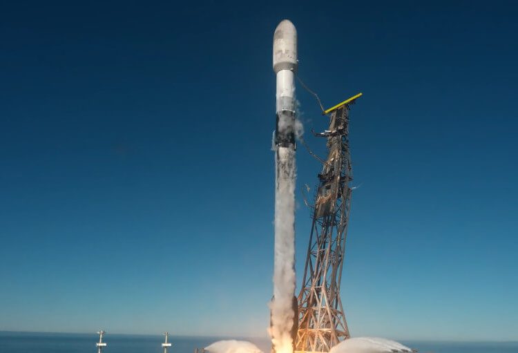 La ESA lanzó la misión HydroGNSS para estudiar el agua. Fuente: ESA