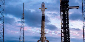 La NRO de EEUU lanzó con éxito la misión NROL-77. Fuente: SpaceX