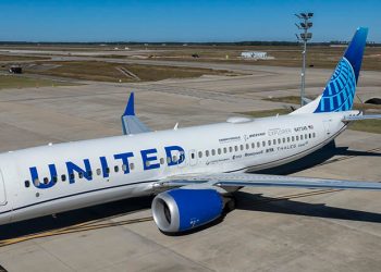 La aeronave Boeing ecoDemonstrator Explorer 2025, un United Airlines 737-8. Fuente: Boeing