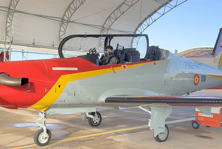 Primer vuelo en solitario de la Princesa de Asturias. Fuente: Ejército del Aire y del Espacio