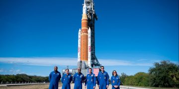 Artemisa II de la Nasa, con destino a la Luna, llegó a la plataforma de lanzamiento. Fuente: Nasa