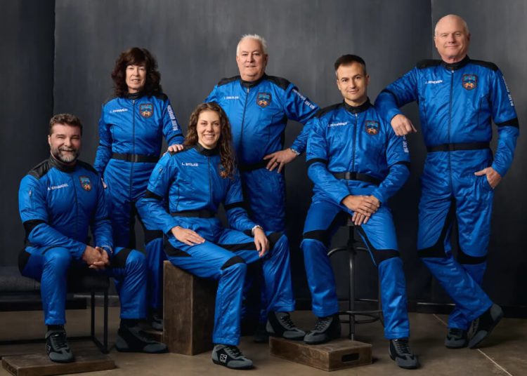 Tripulantes del vuelo NS-38 de Blue Origin. Fuente: Blue Origin