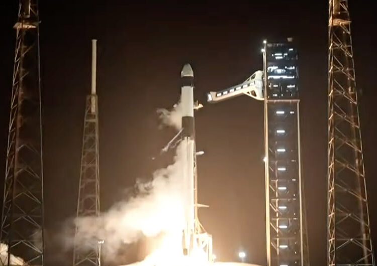 La Nasa y SpaceX lanzaron a la ISS la nave Dragon con cuatro astronautas a bordo. Fuente: CNES