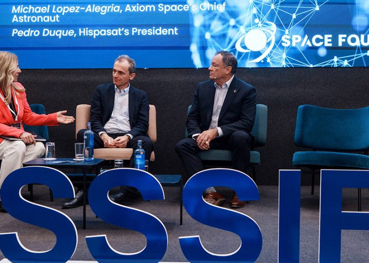 Pedro Duque y Michael López-Alegría. Fuente: SSSIF