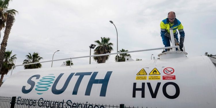 South acelera la transición energética del handling en España con el despliegue de biocombustible. Fuente: South