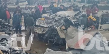Al menos 22 muertos y 40 heridos al estrellarse un Hércules C-130 en Bolivia. Fuente: Ministerio de Salud y Deportes de Bolivia/ Bolivia Televisión