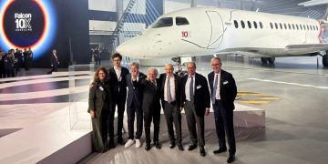 Dassault presenta el Falcon 10X. Fuente: Dassault