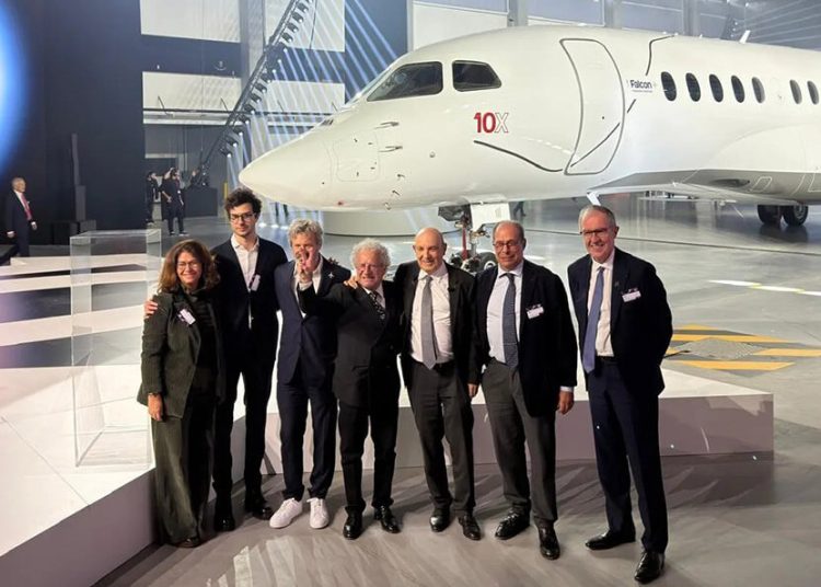 Dassault presenta el Falcon 10X. Fuente: Dassault