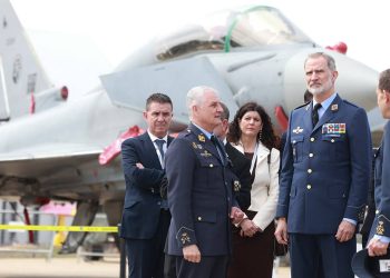El Rey Felipe VI preside en Los Llanos el Ejercicio BACSI. Fuente: CasaReal