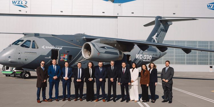 Embraer presentó el KC-390 Millennium a WZL-2 de Polonia. Fuente: Embraer