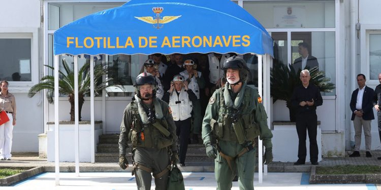 El Rey visitó la Flotilla de Aeronaves en la Base Naval de Rota. Fuente: Casa Real