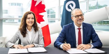 El director general de la ESA, Josef Aschbacher, y la presidenta de la Agencia Espacial Canadiense, Lisa Campbell, el pasado mes de junio. Fuente: Gobierno de Canadá