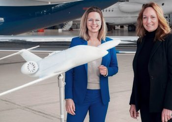 Eloa Guillotin, consejera delegada de Beyond Aero, y Caroline Demsar, CEO de Luxaviation en Francia, Malta y Portugal. Fuente: Beyond Aero