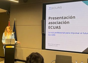 Marta Gacía, presidenta de ECUAS. Fuente: Actualidad Aeroespacial.