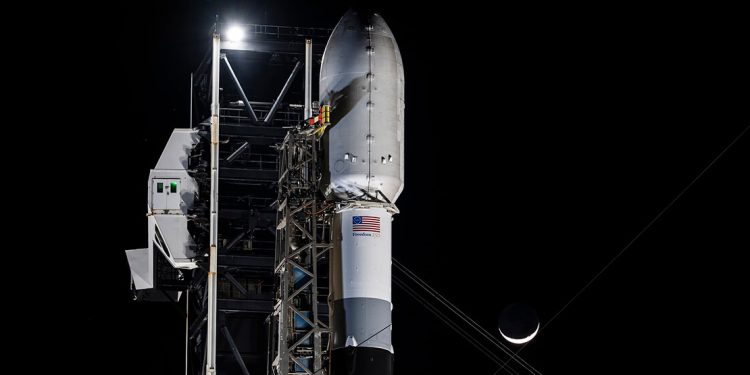 SpaceX lanzó la misión GPS III-8 de la Fuerza Espacial de EEUU. Fuente: SpaceX