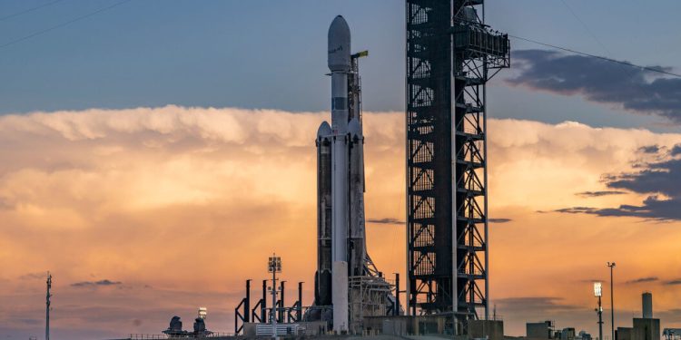 Suspendido el lanzamiento del Falcon Heavy de la misión ViaSat-3 F3. Fuente: SpaceX