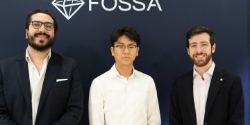 Vicente y Julián con representante de Kanematsu. Fuente: Fossa System