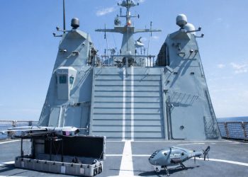 Airbus demuestra sus capacidades multidominio en un ejercicio entre unidades tripuladas y no tripuladas de la Armada española. Fuente: Airbus