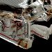 El cosmonauta Sergey Kud-Sverchkov instala un experimento de radiación solar en el exterior de la ISS. Fuente: Nasa