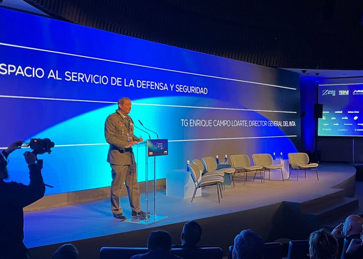 Enrique Campo, director general del INTA. Fuente: Actualidad Aeroespacial.