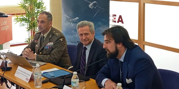 III Encuentro Técnico y Profesional en Materia de Defensa organizado por la CEA y Andalucía Aerospace. Fuente: Andalucía Aerospace