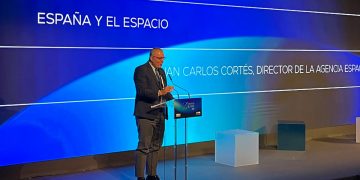Juan Carlos Cortés, durante la inauguración del congreso. Fuente Actualidad Aeroespacial.