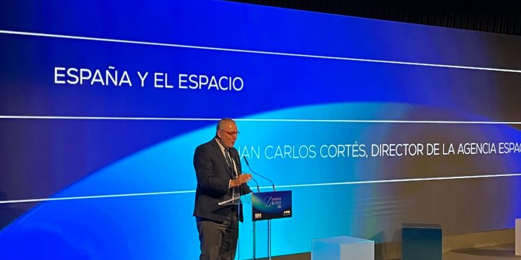 Juan Carlos Cortés, durante la inauguración del congreso. Fuente Actualidad Aeroespacial.