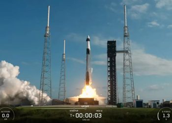 La nave Dragon de SpaceX llegó a la ISS para reabastecer a la tripulación de la Expedición 74. Fuente: Nasa