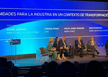 Mesa Redonda del Congreso del Espacio. Fuente: Actualidad Aeroespacial.